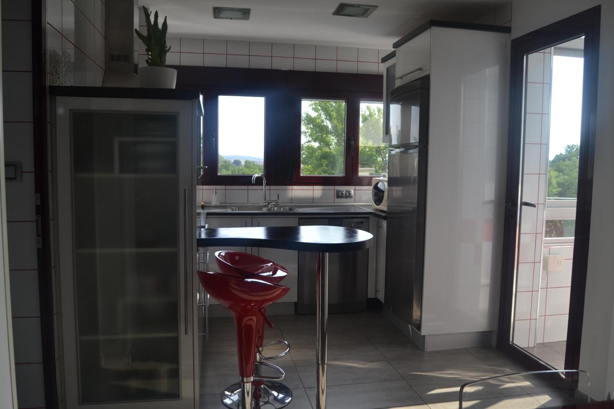 Lusquefusque Apartment *